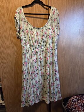 Retro Chic for TORRID Cream Gingham Midi Dress with Pink Floral Print